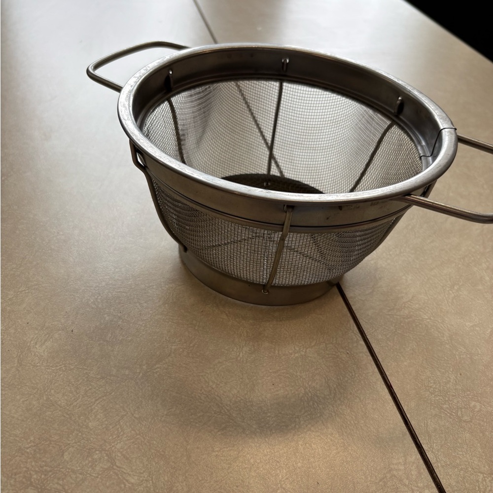 Stainless Steel Mesh Strainer with Handles